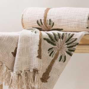 Sofa Throw Blanket: The Ultimate Guide to Comfort, Style, and Versatility