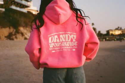 Dandy Hoodie: The Streetwear Essential Redefined with Timeless Style