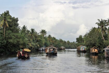 9 days kerala luxury honeymoon tour