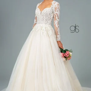 Designer vs. Boutique Wedding Dresses: What’s Worth It