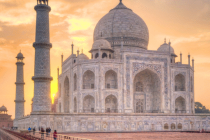 taj mahal tour