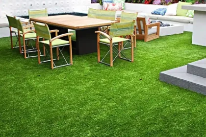 Artificial-Grass-Carpet-For-Outdoor-Sitting-in-Dubai