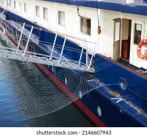 Gangway Safety Net