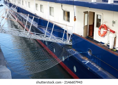 Gangway Safety Net