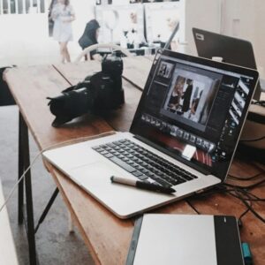 hire digital marketing consultant