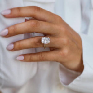 Cushion Cut Engagement Rings